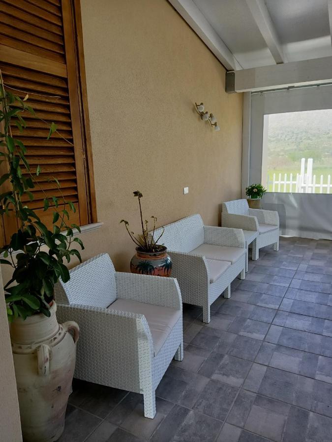 Monolocale Da Andrea Apartment Custonaci Bagian luar foto