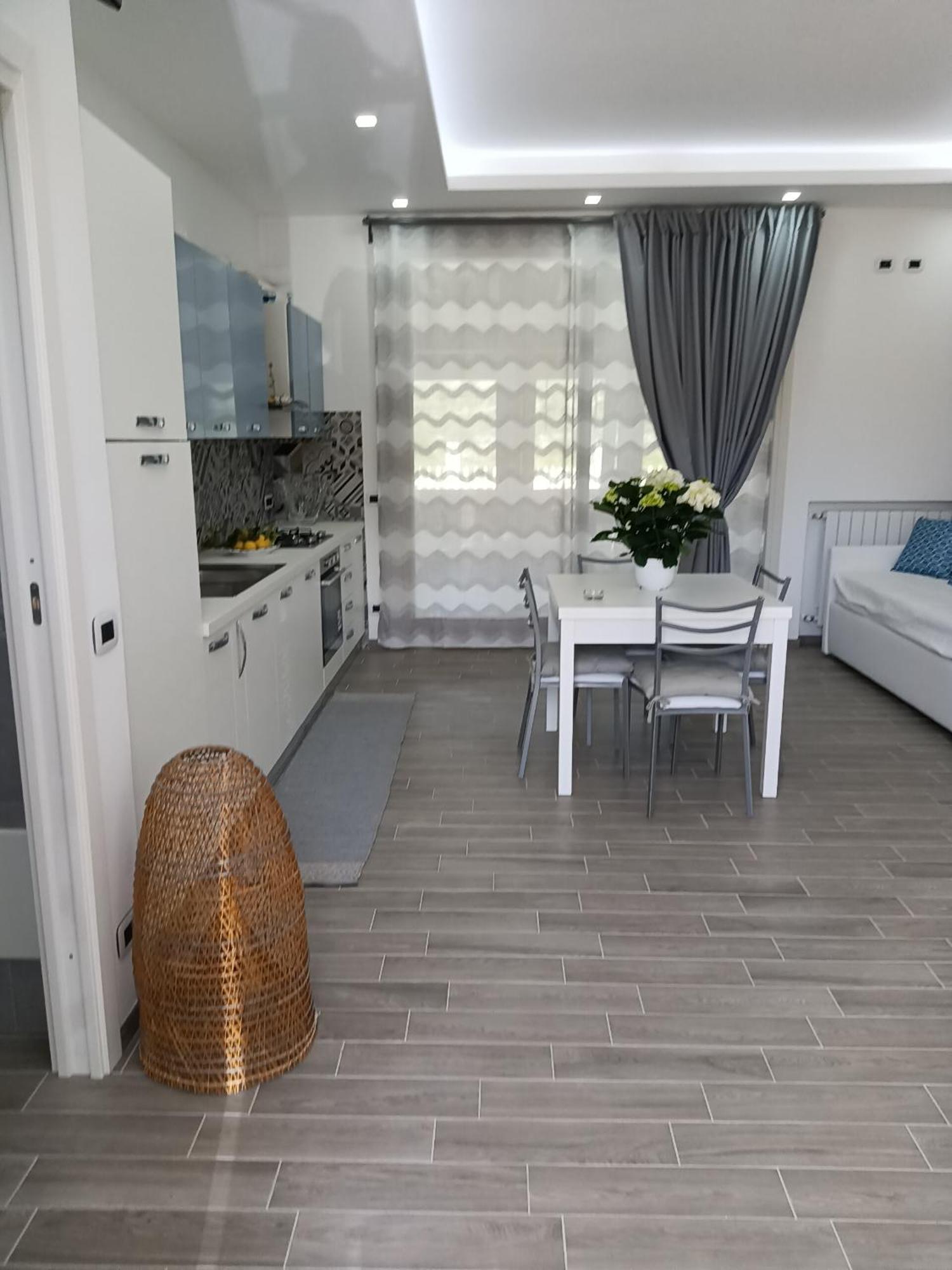 Monolocale Da Andrea Apartment Custonaci Bagian luar foto