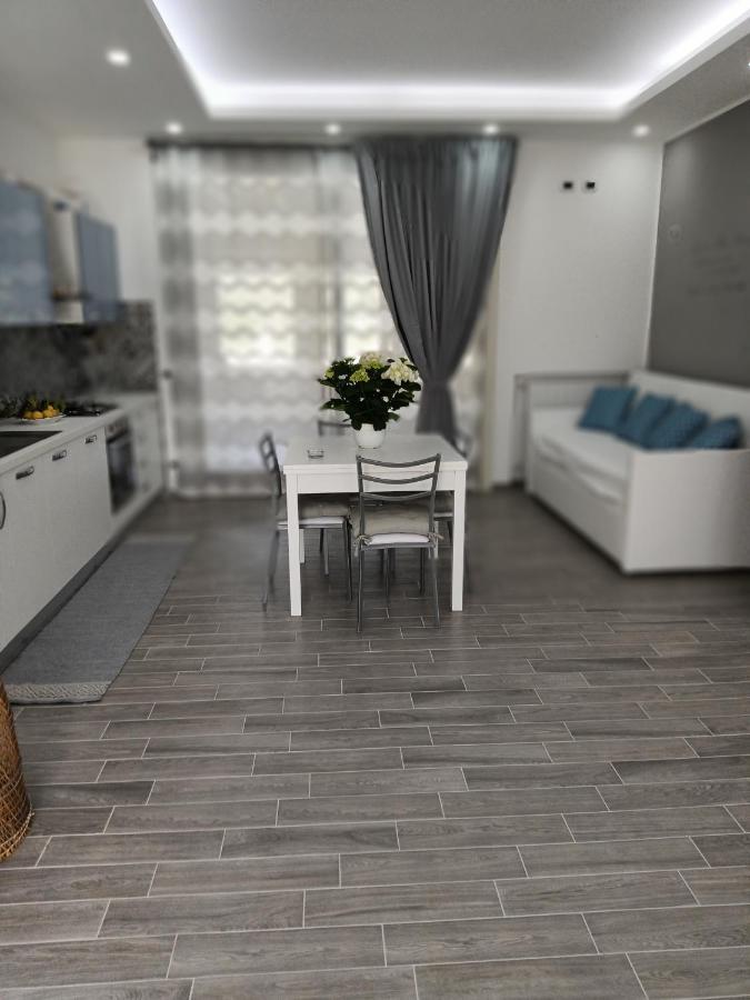 Monolocale Da Andrea Apartment Custonaci Bagian luar foto